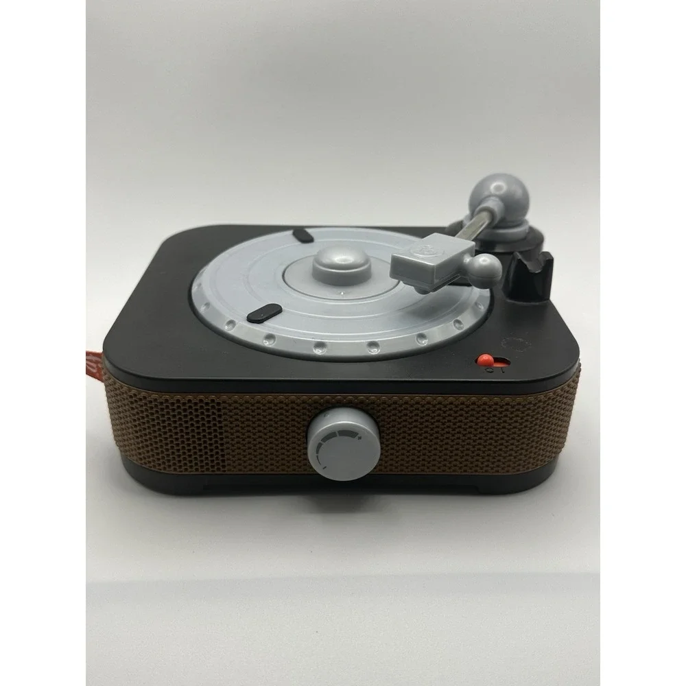 Fisher-Price Laugh & Learn Preschool Record Player